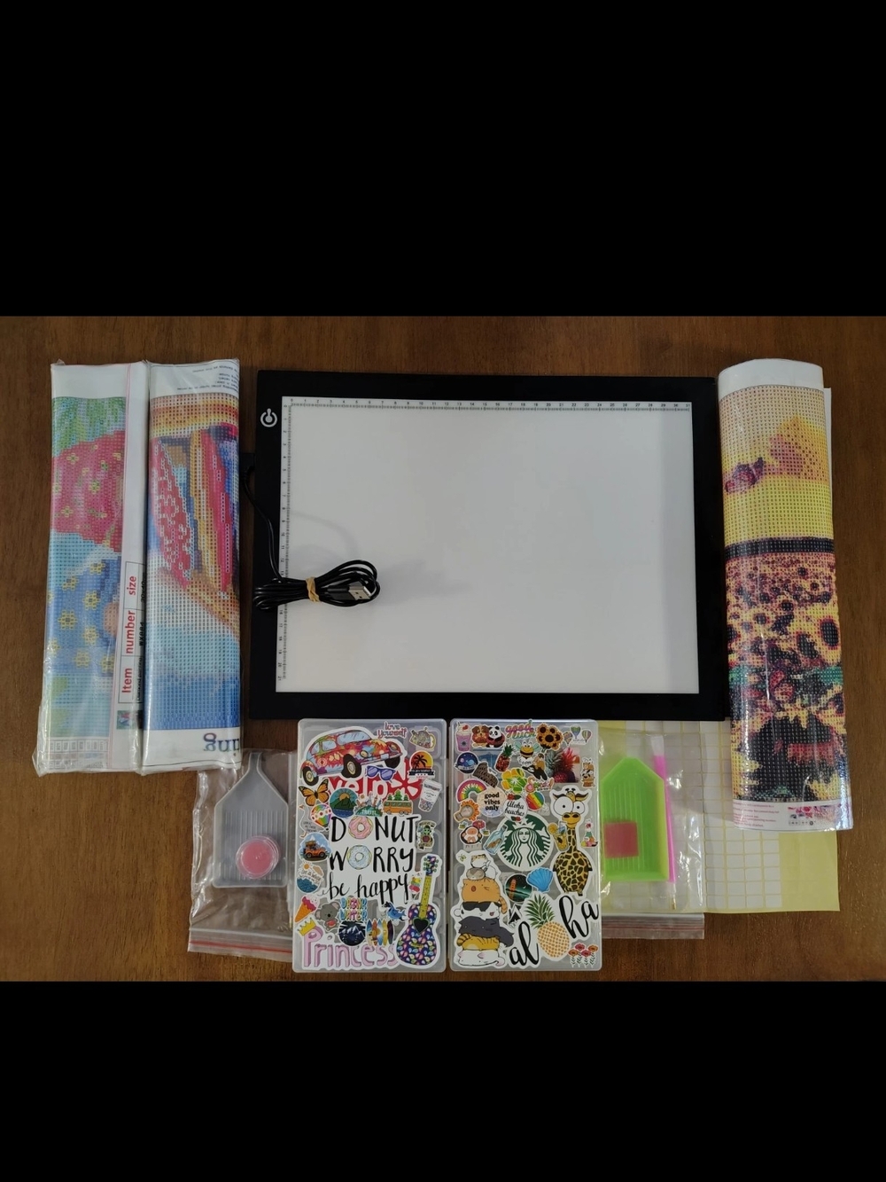 Diamond Painting Bundle with Light Pad